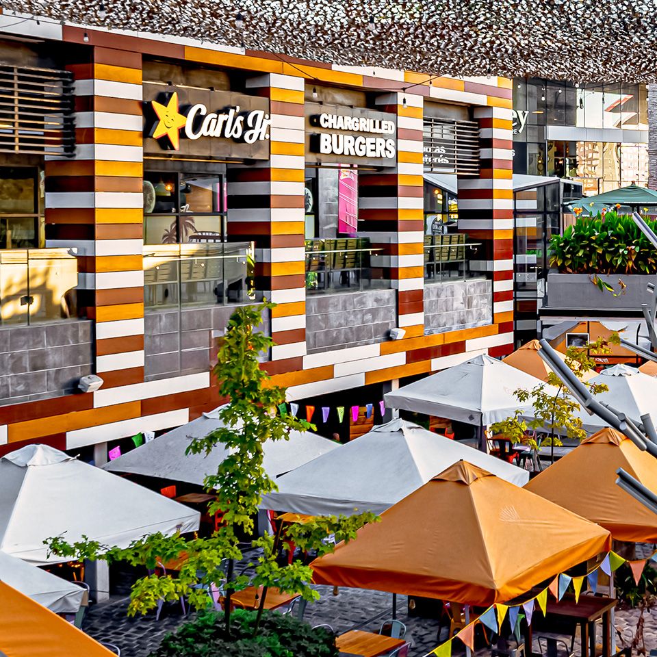 CARL´S JR | Mall Barrio Independencia